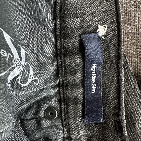 Calvin Klein | Washed Charcoal High-Rise Slim Ankle Jeans | Size 28 - Picture 4 of 7